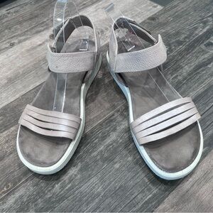 ECCO Flowt Women's Comfort Sandal Nubuck Gray Pewter Ankle Strap EU 41/ US 10
